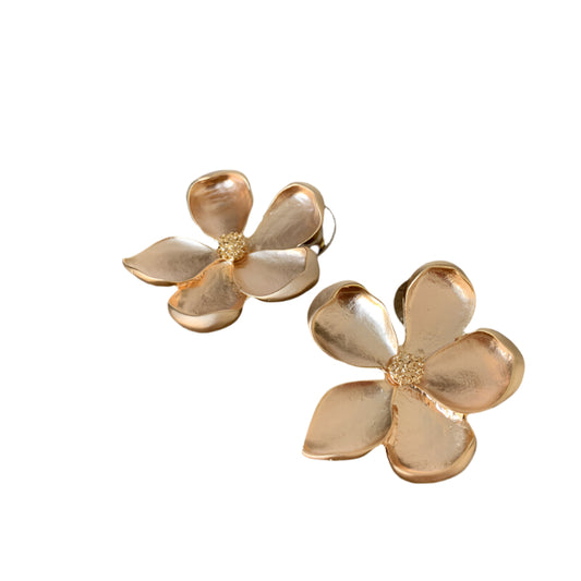 Flower/Floral Post Earring
