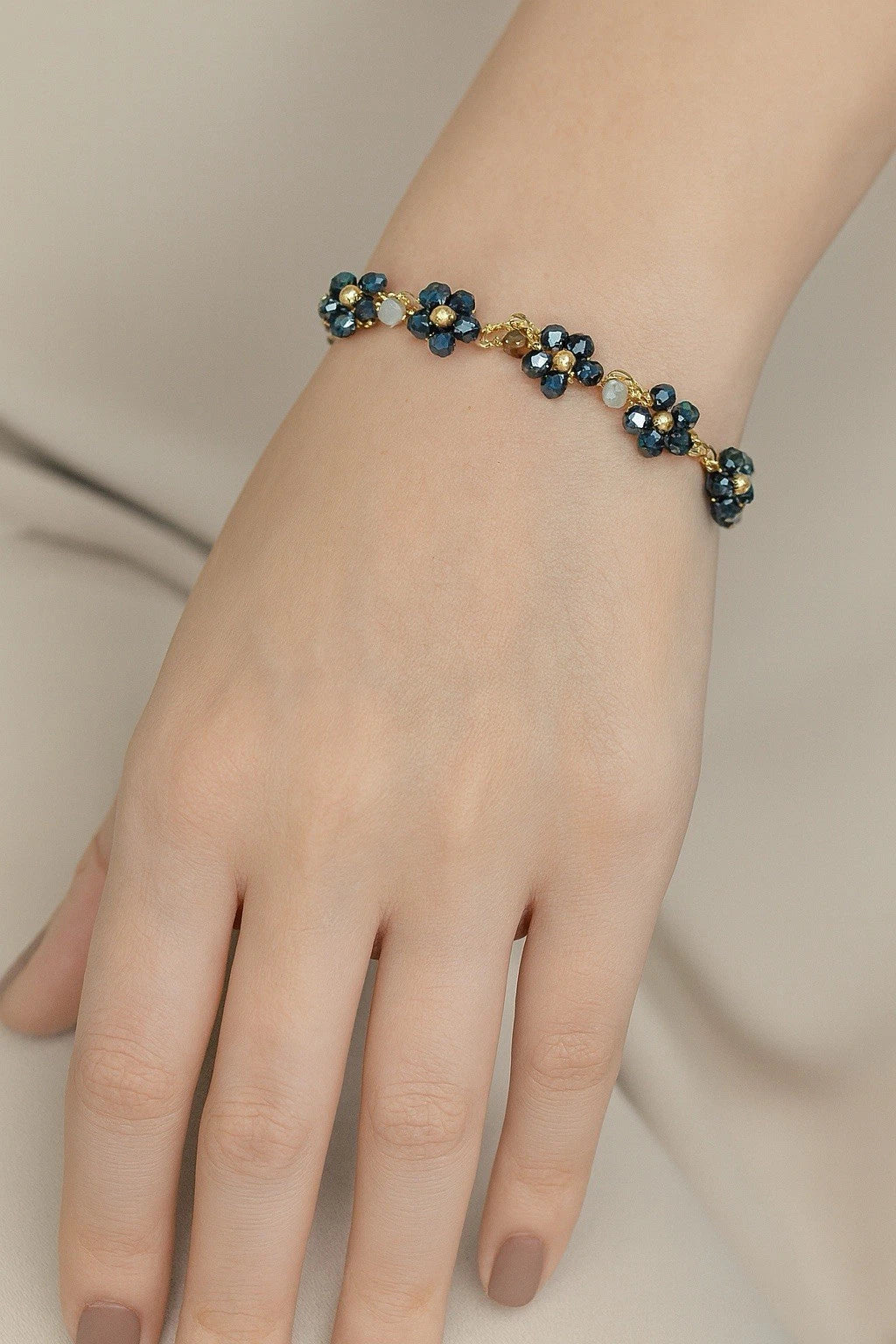 Iridescent Floral And Gold Handmade Beaded Bracelet