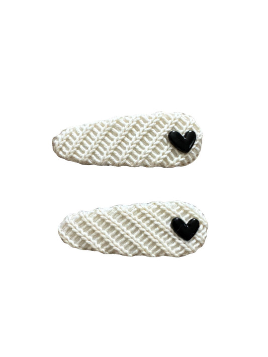 White Oval Heart Crochet Fabric 2 Piece Hair Clip Set