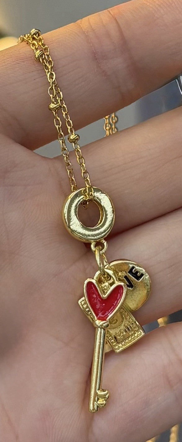 Gold Plated Stainless Steel Shells Love Charms Necklace1