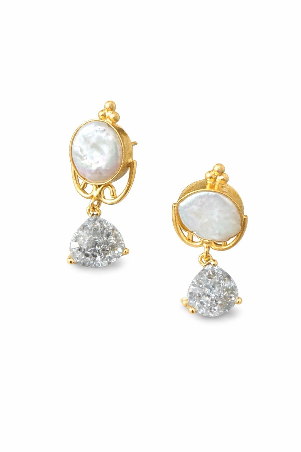 Handmade Gold Pearl Drop Earrings with Teardrop Crystal Dangle – Vintage Style0