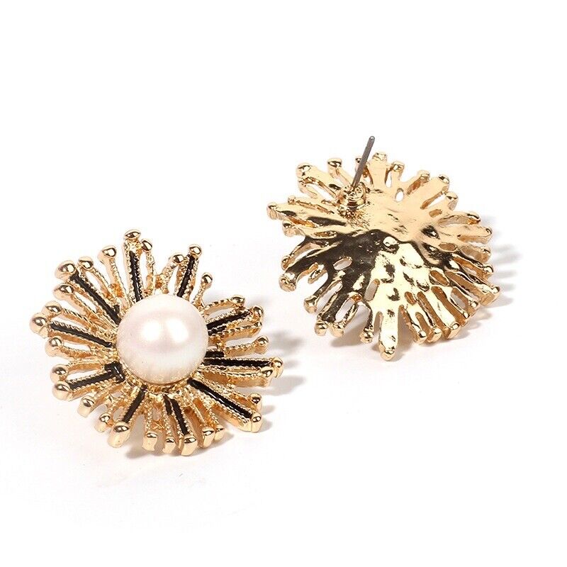 White Round Pearl Gold Stud Earrings