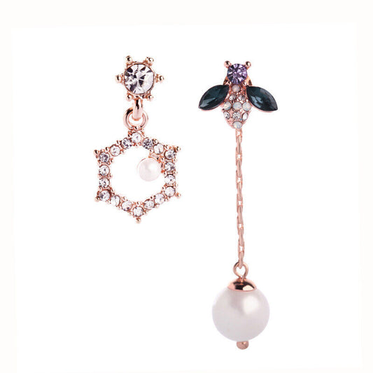 Rose Gold Bee Pearl Drop Earring